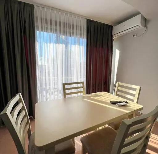 Apartment Scanderbeg Square 2br Tirana