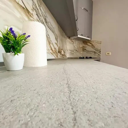 Scanderbeg Square 2br * Tirana