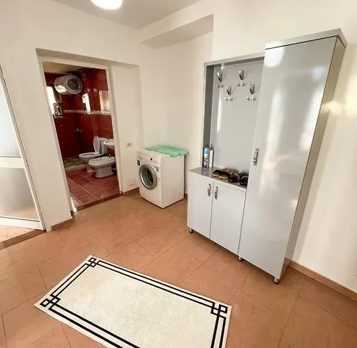 Scanderbeg Square 2br Apartamento *